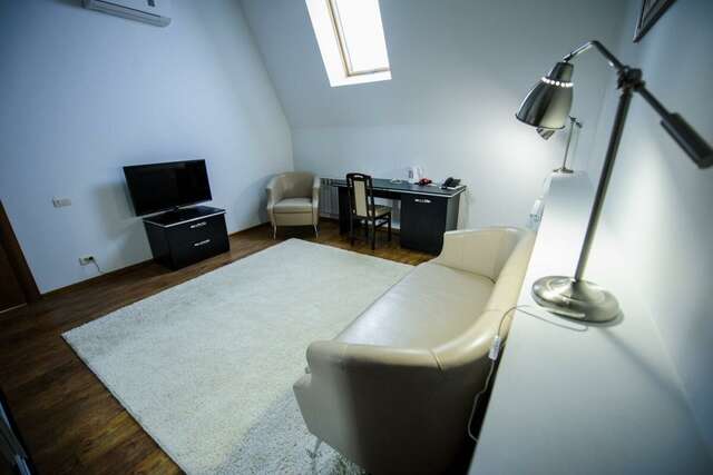 Гостиница Бушуевъ Златоуст-84